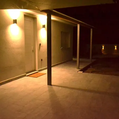 Vakantiehuis Serenity Rodhodháfni